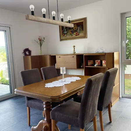 Haus Am * Bischoffen